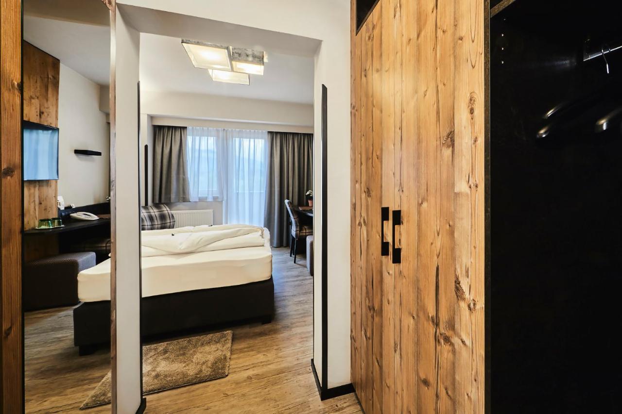 Aparthotel Bergland เซิลล์ ภายนอก รูปภาพ