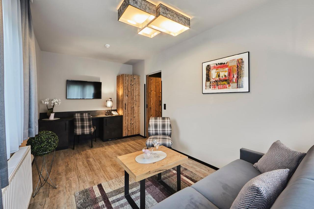 Aparthotel Bergland เซิลล์ ภายนอก รูปภาพ