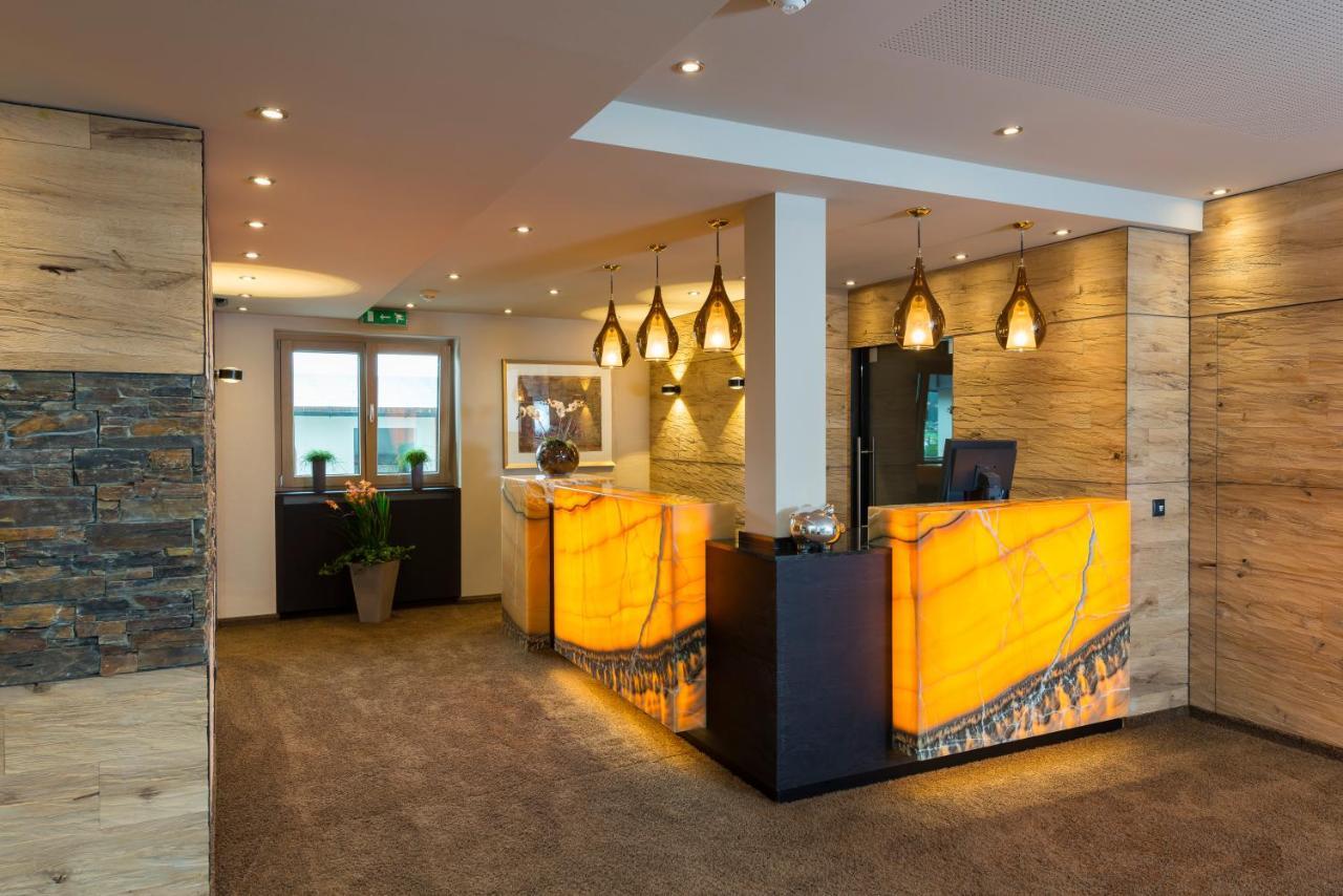 Aparthotel Bergland เซิลล์ ภายนอก รูปภาพ